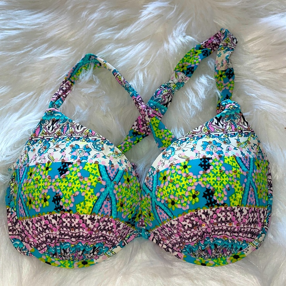 Victoria’s Secret push-up bikini top